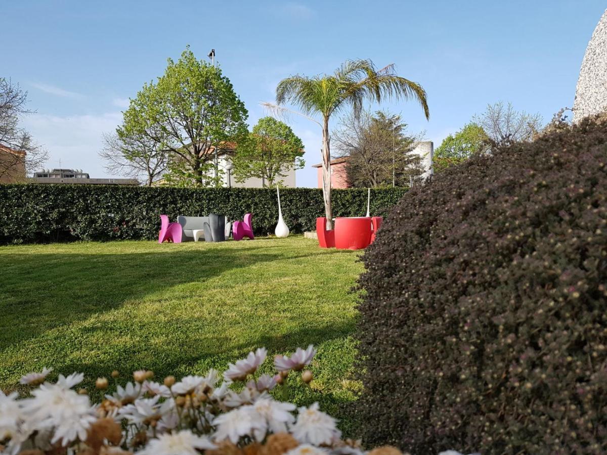 I Giardini Del Novecento Hotel Lamezia Terme Bagian luar foto