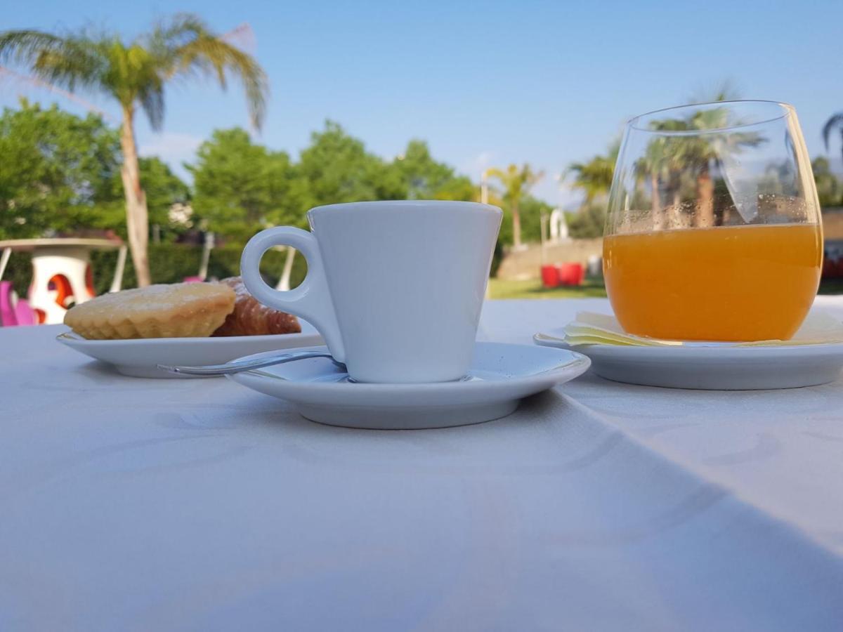 I Giardini Del Novecento Hotel Lamezia Terme Bagian luar foto